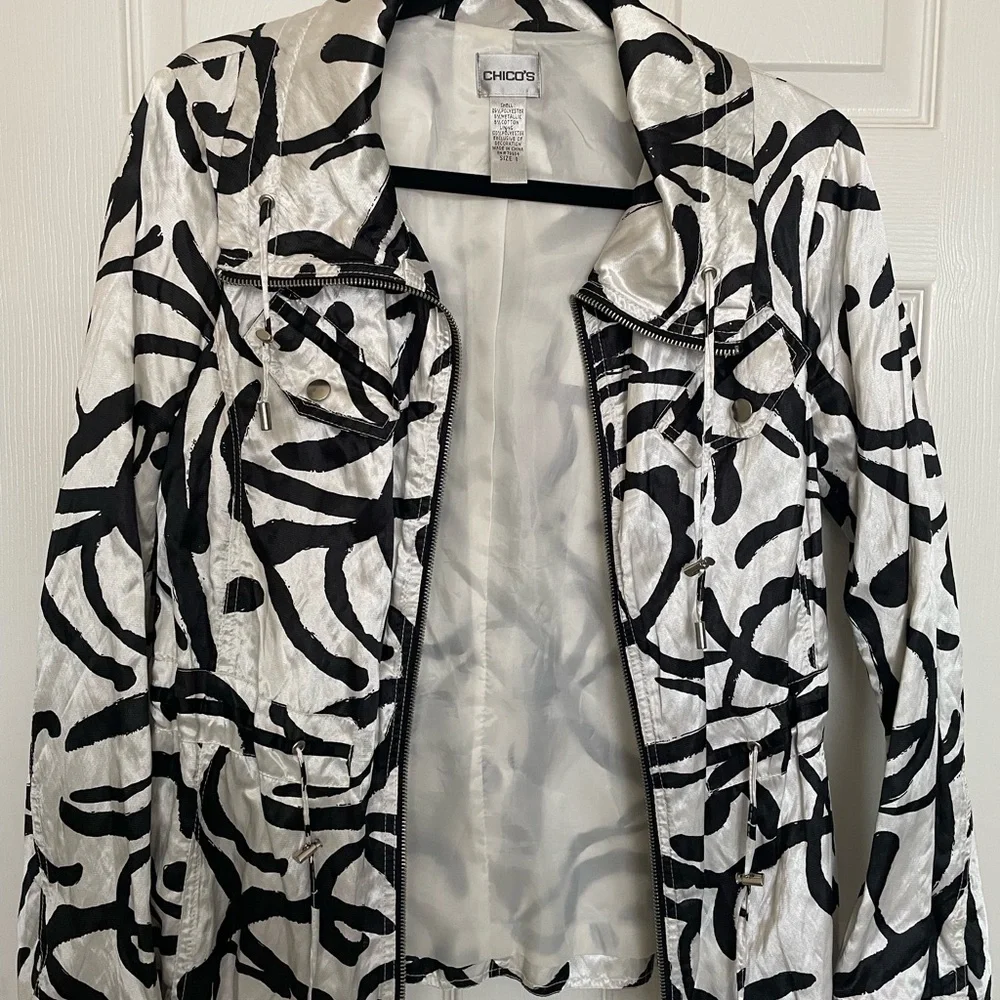 Chico’s sport jacket, size 1, pristine condition - Picture 2 of 7